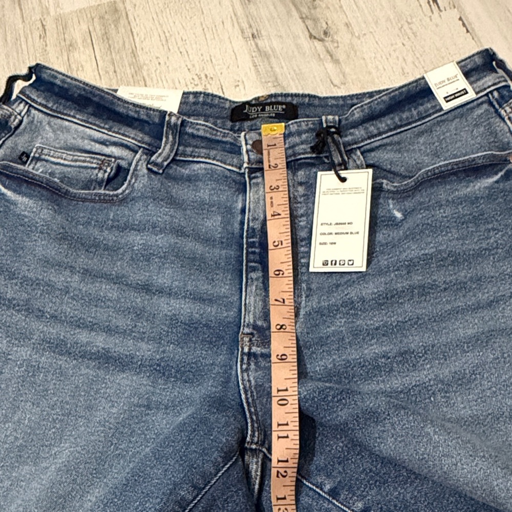 Judy Blue Indigo Rush High Rise Wide Leg Distressed Jeans Size 16W - Picture 14 of 16